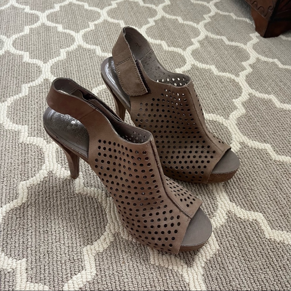 Vince Camuto High Heels - Size 9